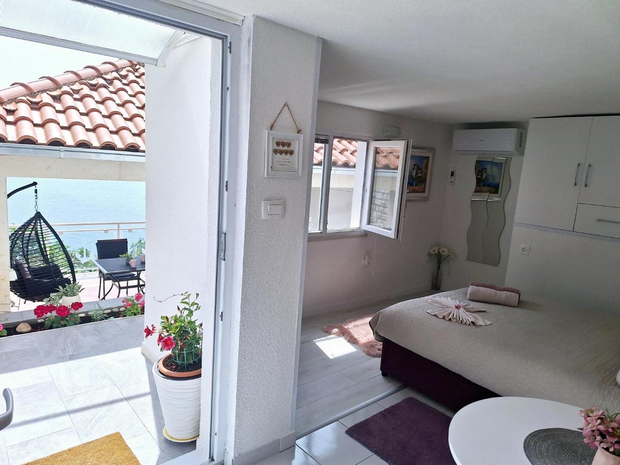Indy'S Beach Apartments Dubrovnik Luaran gambar